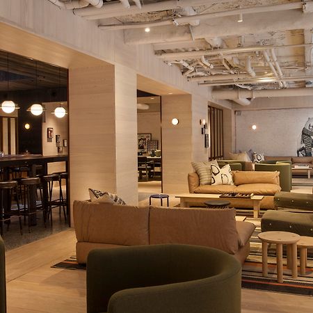 Moxy Nyc Times Square Hotel Nova Iorque Exterior foto